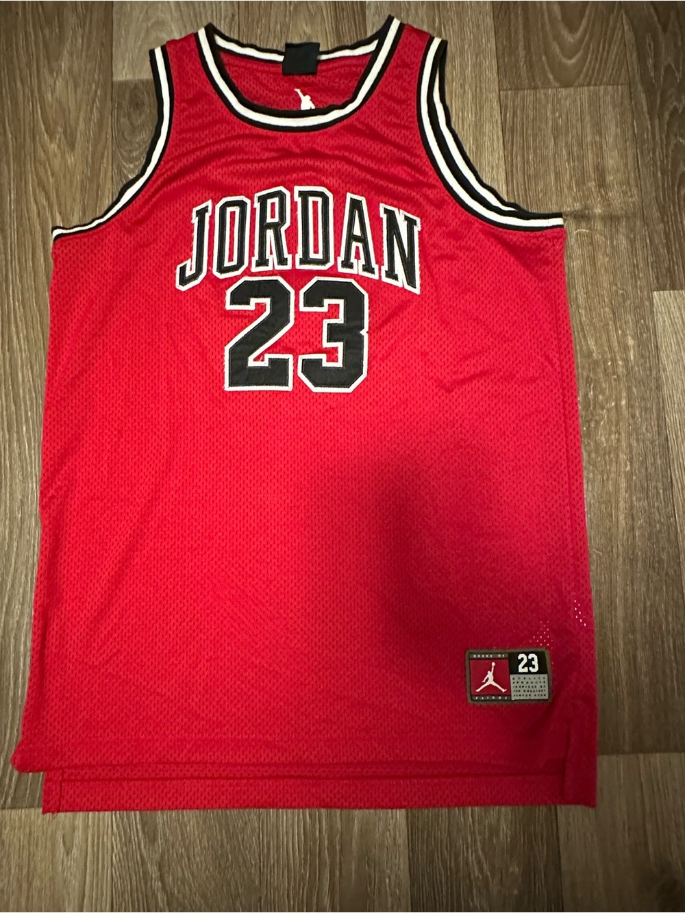 Jordan "JORDAN 23" Jersey RED Boys XL(13-15 YRS)
